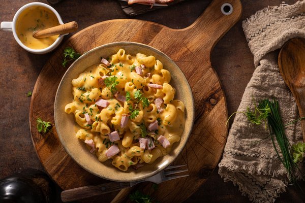 What's the Secret to a Creamy and Spicy Korean Kimchi Stew with Tofu?